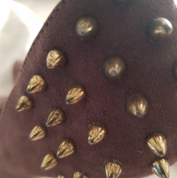 Forever 21 Suede Studded pumps - Picture 8 of 8